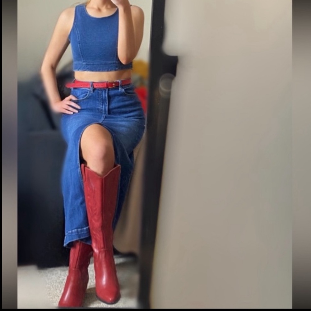 NY&CO Dark Denim Zip-Back Crop Top